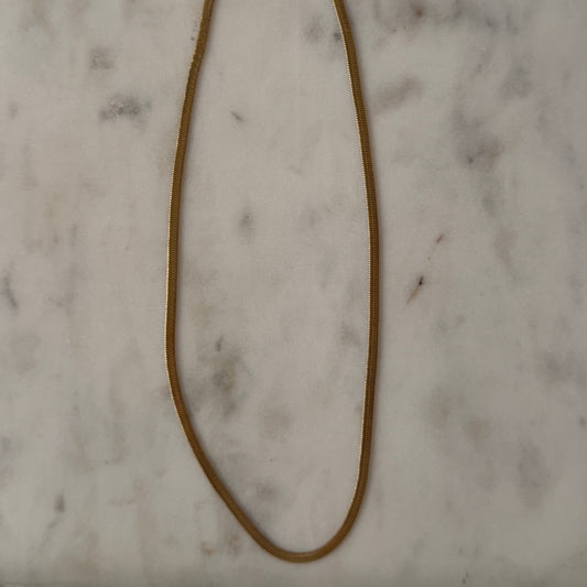 Elegant Gold Herringbone Necklace