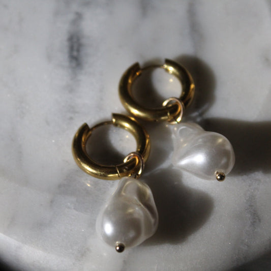 Selene Pearls