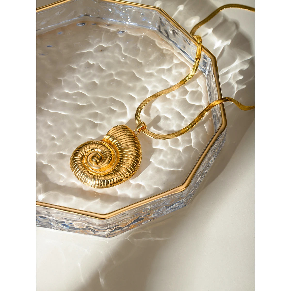 Herringbone Nautilus Necklace