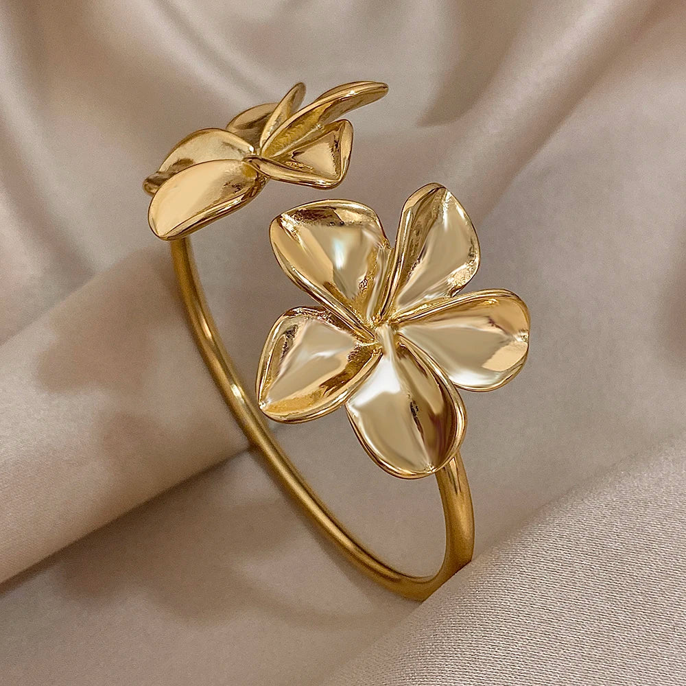 Floral Radiance Bangle